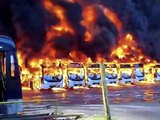 Incêndio em garagem de BH destrói 27 ônibus e prejuízo pode passar de R$ 16 milhões