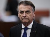 Bolsonaro já está no quarto e cirurgia não teve intercorrências, dizem médicos