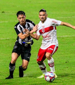 Tentando voltar ao G-4, CRB visita o Botafogo pela Série B do Brasileiro