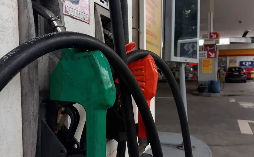 Reajuste nos preços do gás de cozinha e da gasolina passa a valer a partir de hoje (9)