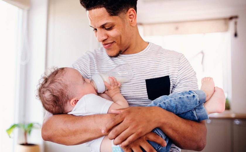 STF reconhece direito à licença-paternidade e dá 18 meses para Congresso regulamentar benefício