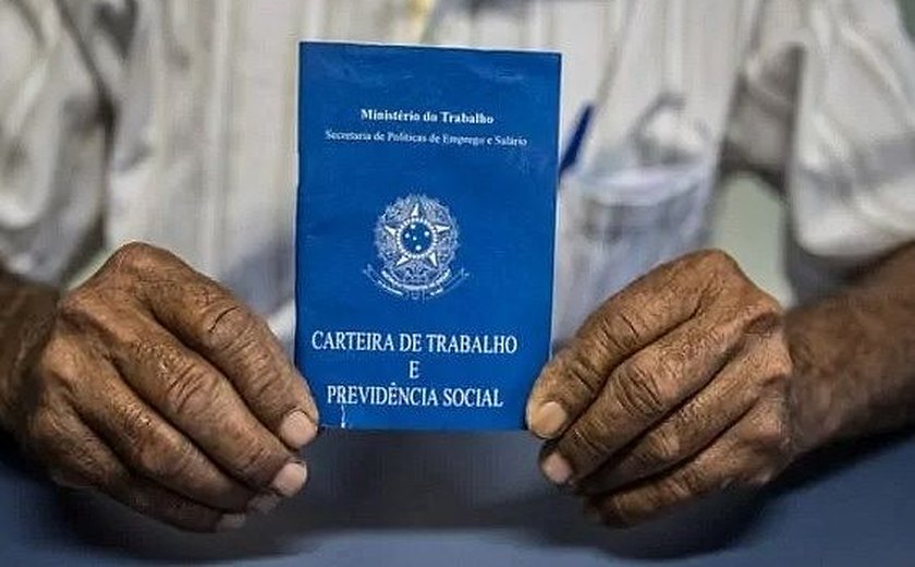 Brasileiros terão que trabalhar seis meses a mais para se aposentar