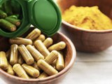 Anvisa limita dose de cúrcuma em suplementos e exige alerta nos rótulos