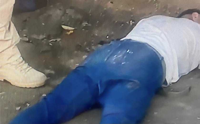 Homem é preso após tentar assaltar mulheres com arma de brinquedo em Maceió