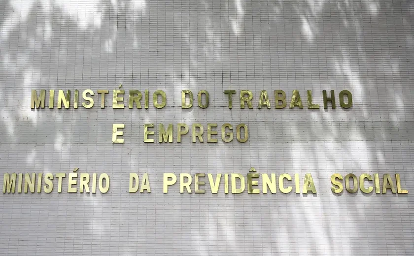 Prazo para contestar descontos indevidos do INSS ​termina dia 14