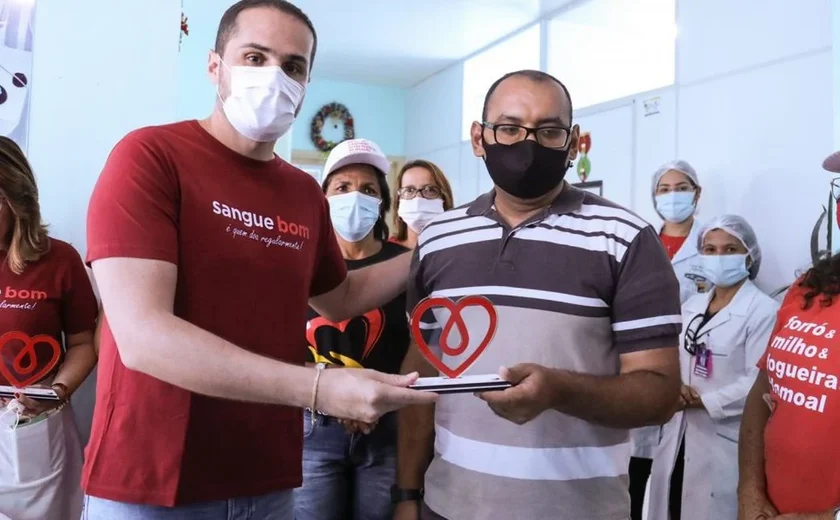 Hemoal homenageia os alagoanos com o maior número de doações de sangue