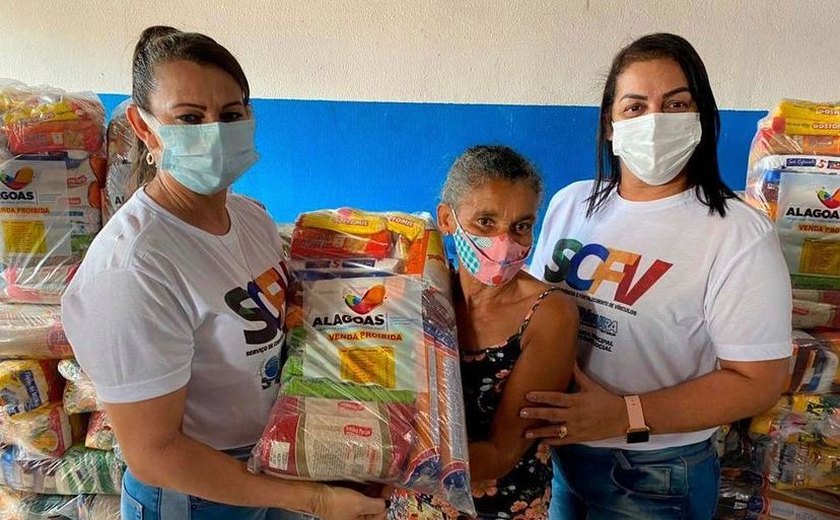 Prefeitura de Ibateguara entrega 760 cestas básicas à famílias carentes