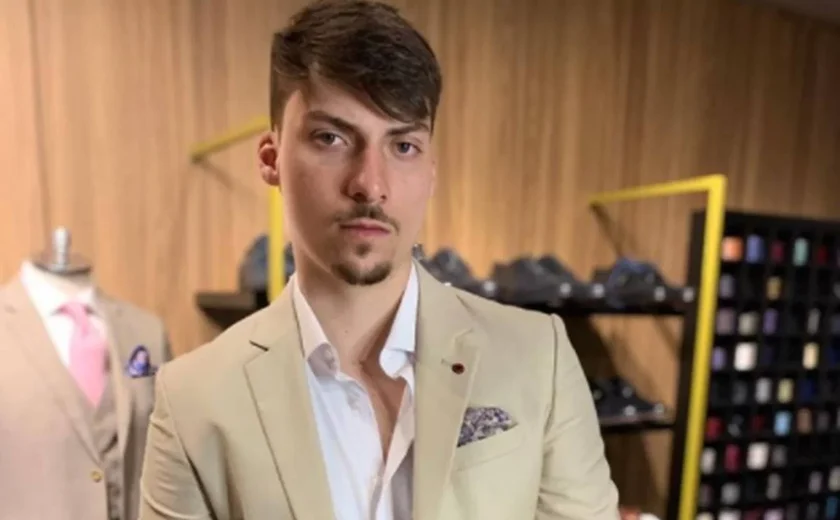 Áudio: ex-assessor diz que teve relacionamento amoroso com Jair Renan