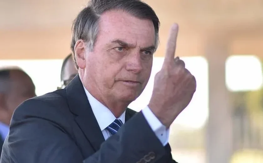 Quem assina carta pela democracia é 'cara de pau' e 'sem caráter', diz Bolsonaro