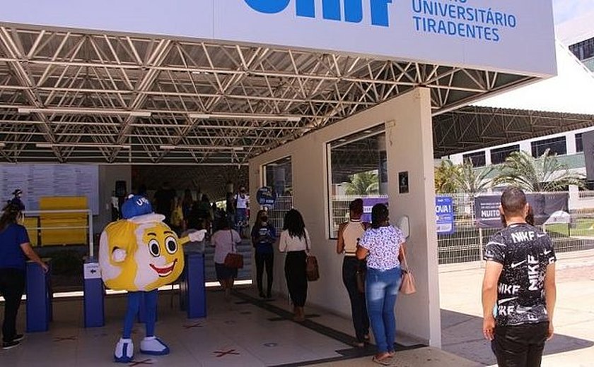 Unit abre inscrições de vestibular com mais de mil bolsas de estudo