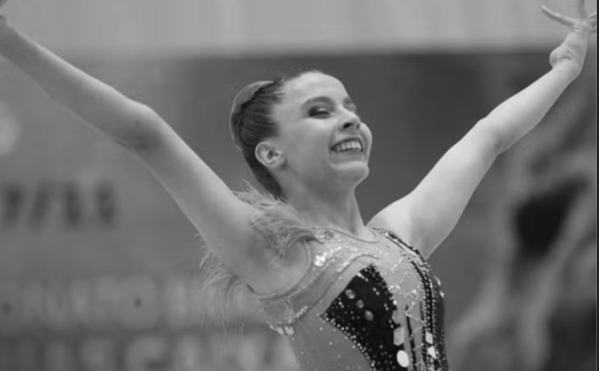Campeã brasileira de ginástica rítmica, Isabelle Marciniak, morre vítima de cancer aos 18 anos