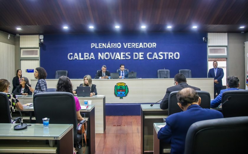 Vereadores de ao menos 17 capitais terão aumento salarial em 2025
