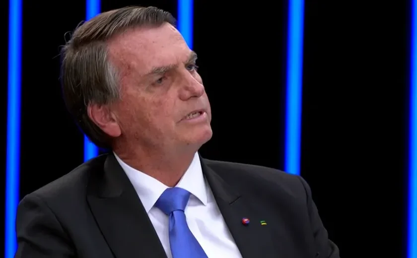 Bolsonaro ignora equipe e diz que pode ir a novos debates