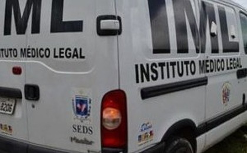 Jovem é encontrado morto com a cabeça deformada por pedrada no Trapiche