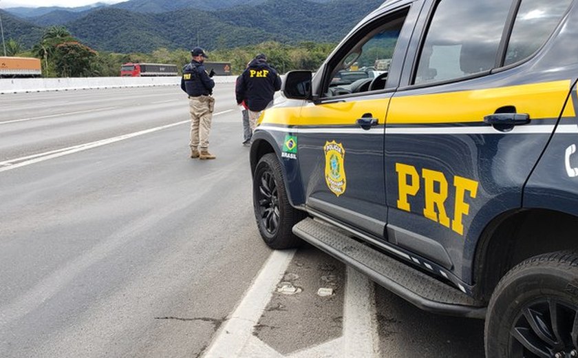 PRF apreende veículo utilizado em roubo, no município de Messias