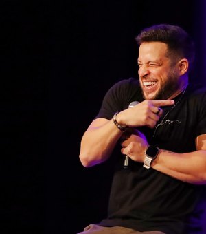 Humorista Flávio Andradde volta a Alagoas com novo show em Maceió e Arapiraca