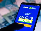 Governo divulga calendário do Auxílio Brasil para 2023; veja datas