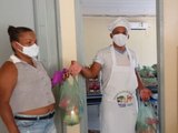 Educação de Santana do Mundaú segue realizando entrega de kits de gêneros alimentícios