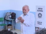 Lula vota em escola de São Bernardo do Campo