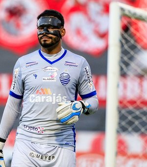 Thiago Rodrigues foi titular em 17 das 18 vitórias do CSA na Série B do Brasileiro