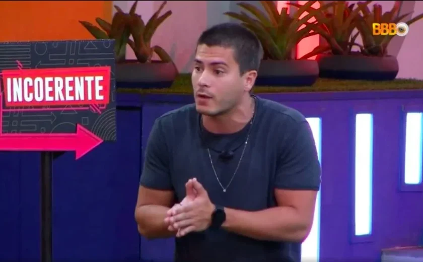 Favorito no BBB22? Arthur ganha 1,4 milhão de seguidores em 4 dias