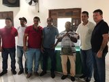 Prefeitura de Branquinha incentiva piscicultura com entrega de alevinos a pequenos produtores