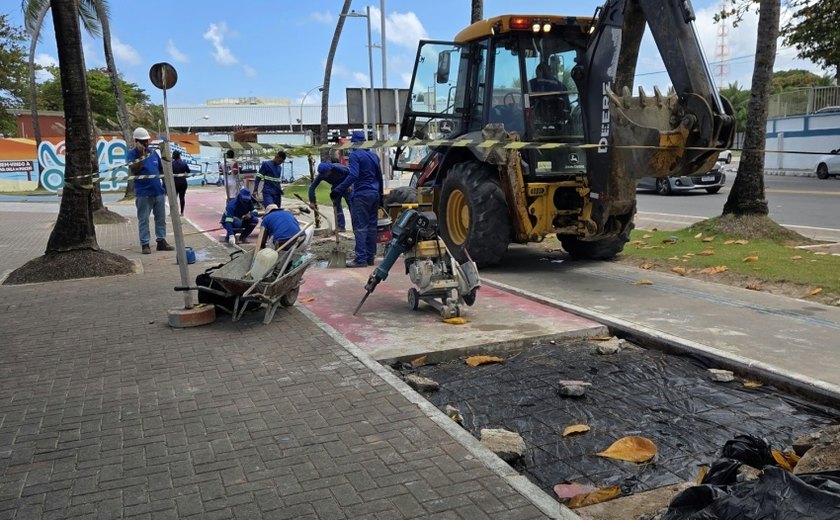 Prefeitura de Maceió reforça manutenção e revitaliza pontos da orla marítima