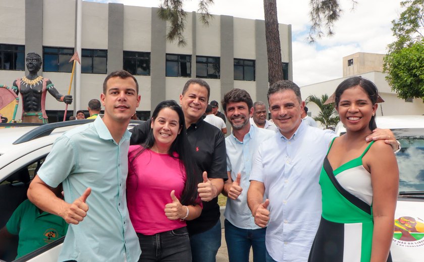 Vereador Marcos Filho encerra mandato entregando veículo à comunidade do Sagrada Família