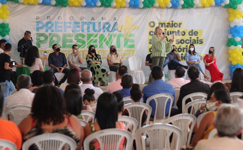 Prefeitura de Flexeira lança mais 3 projetos do Programa Prefeitura Mais Presente