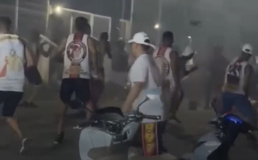Briga entre torcidas organizadas causa pânico em Salvador antes de jogo