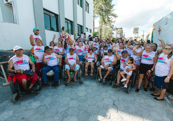 Primeira-dama e secretária de Assistência Social Alane Menezes realiza o maior bloco da história da assistência e inclusão em União dos Palmares