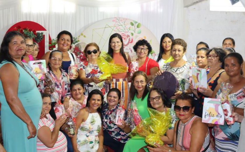 Assistência Social de Santana do Mundaú celebra dia das mães