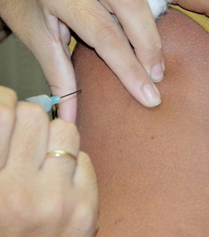 Estado solicita ao Ministério da Saúde 100.430 doses de vacinas contra Influenza