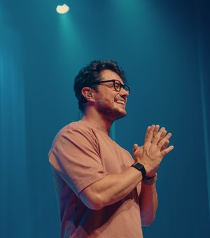 O maior movimento de fé da carreira do evangelista Deive Leonardo chega em Alagoas