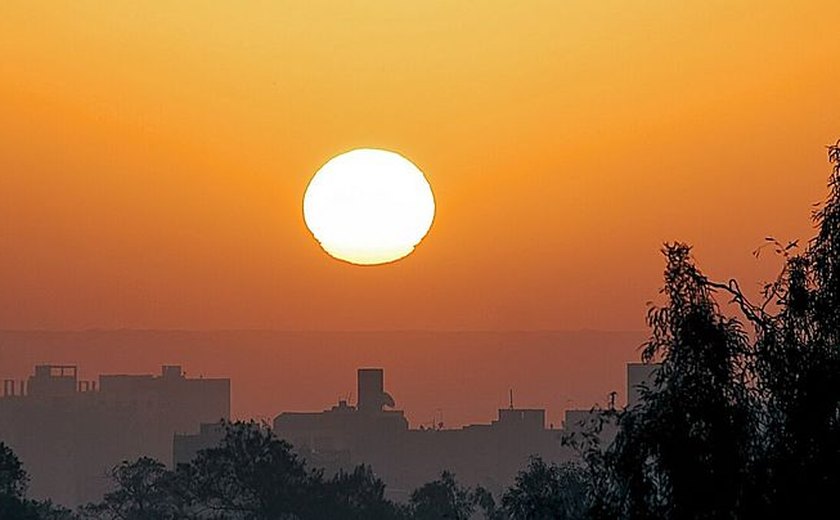 Com mais de 40°C, calor no Centro-Oeste atinge níveis históricos e causa risco à saúde