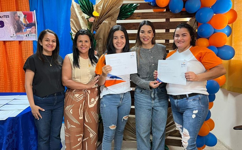 Assistência Social de Santana do Mundaú entrega certificados de cursos profissionalizantes