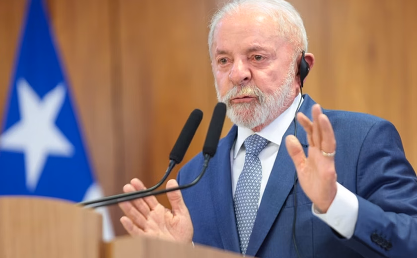 Governo quer fazer “pente-fino” antes de ressarcir aposentados do INSS