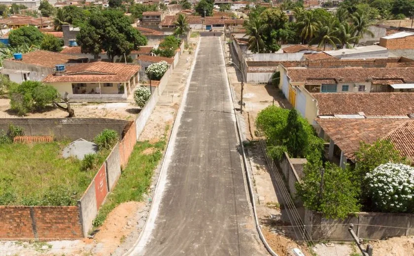 Cidade Universitária recebe mais de 635 metros de pavimentação