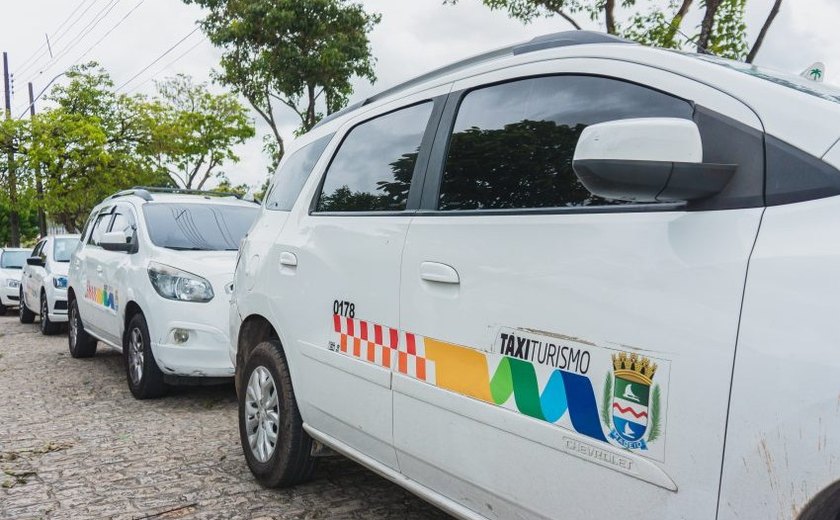 Taxistas e motoristas de aplicativos de Maceió ameaçam abandonar profissão